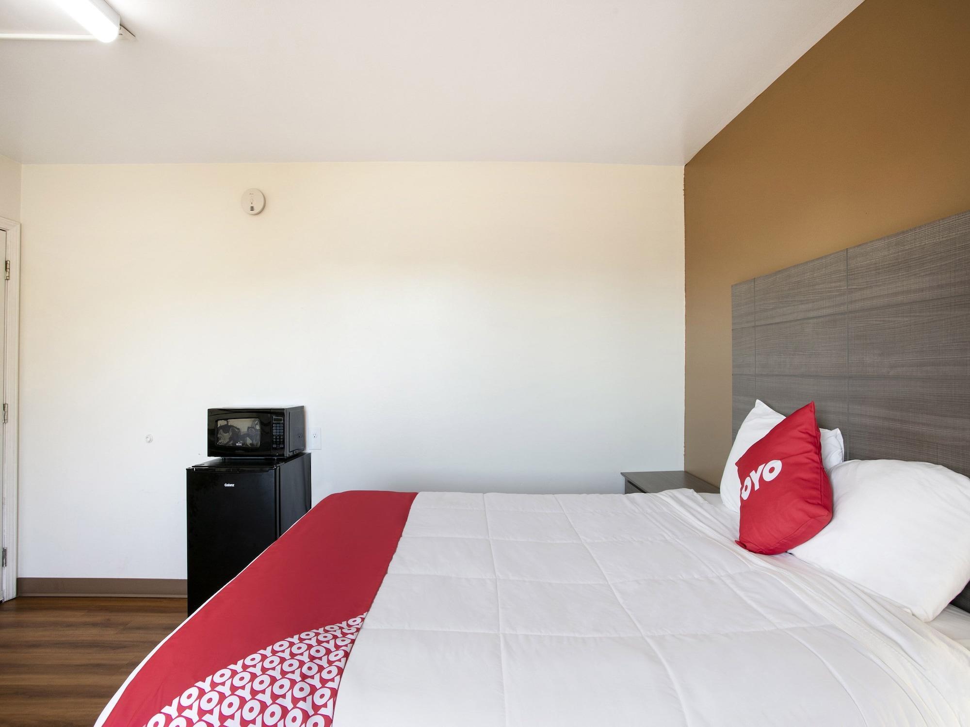 Oyo Hotel Kalama Exteriér fotografie