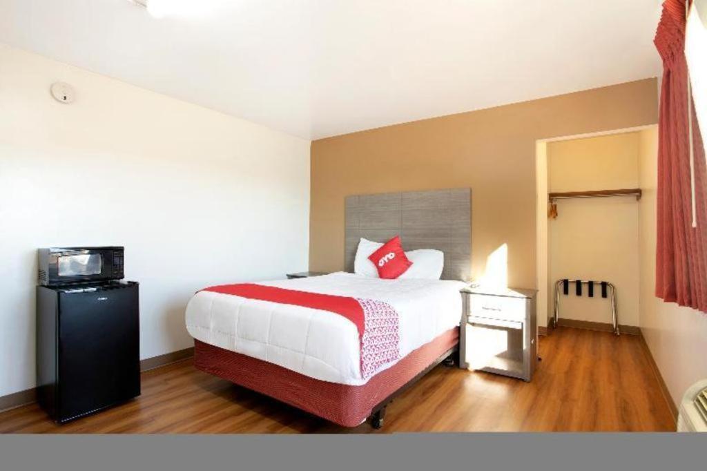 Oyo Hotel Kalama Exteriér fotografie