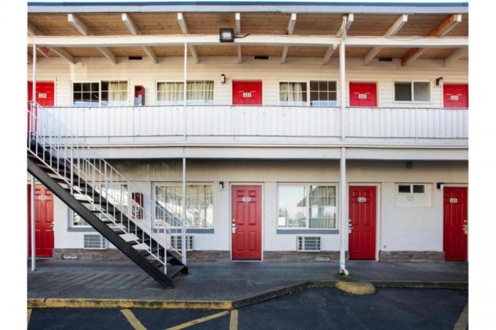 Oyo Hotel Kalama Exteriér fotografie