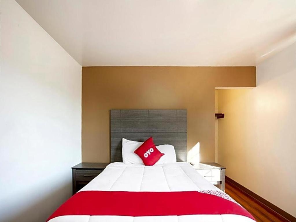 Oyo Hotel Kalama Exteriér fotografie