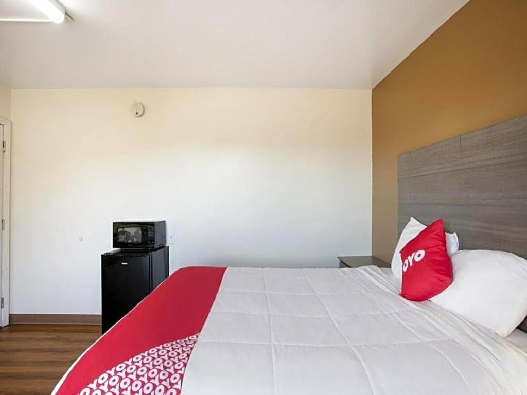 Oyo Hotel Kalama Exteriér fotografie